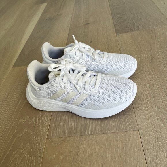 Women's Adidas Cloudfoam running shoes size 6.5 white - Picture 2 of 4